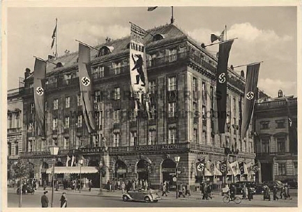 Hotel Adlon 1937.jpg