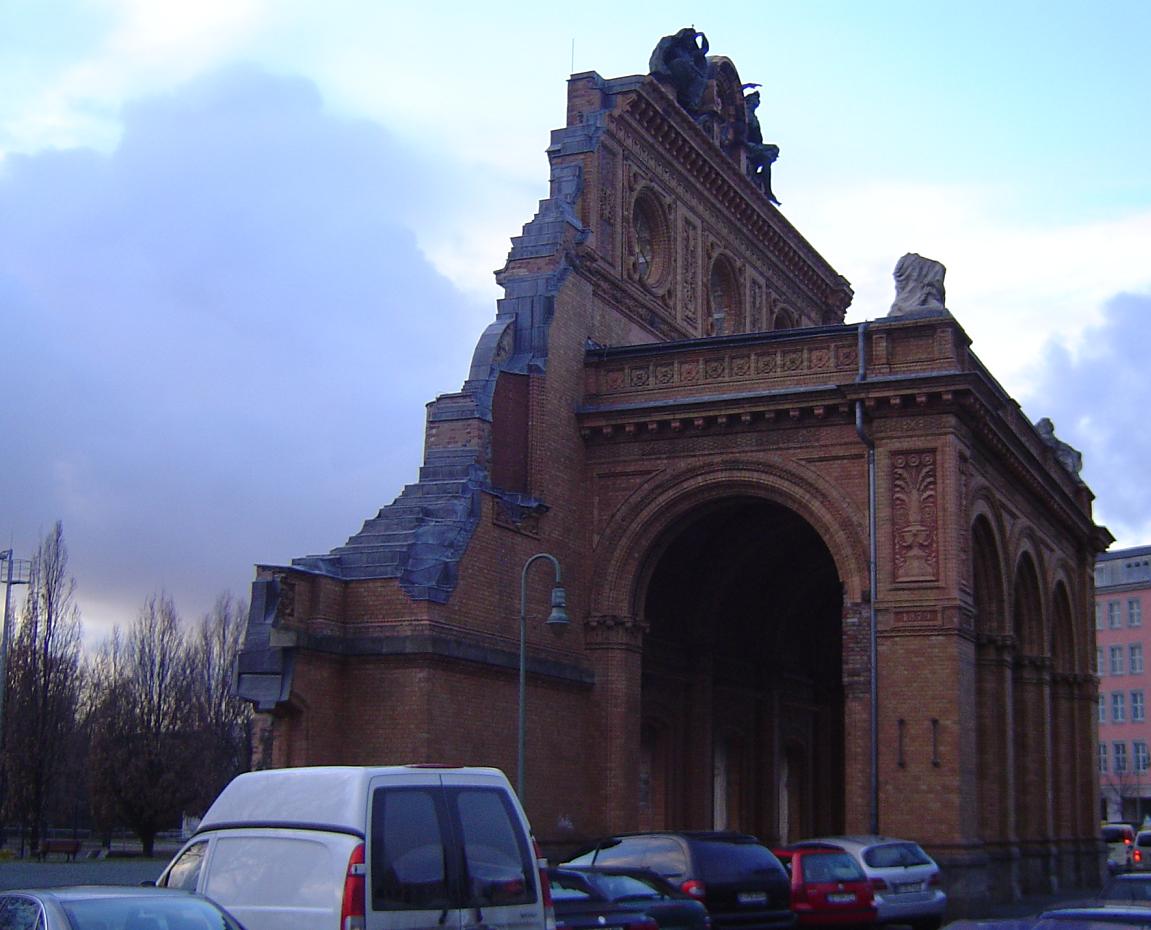 Anhalter Bahnhof 2011a.JPG