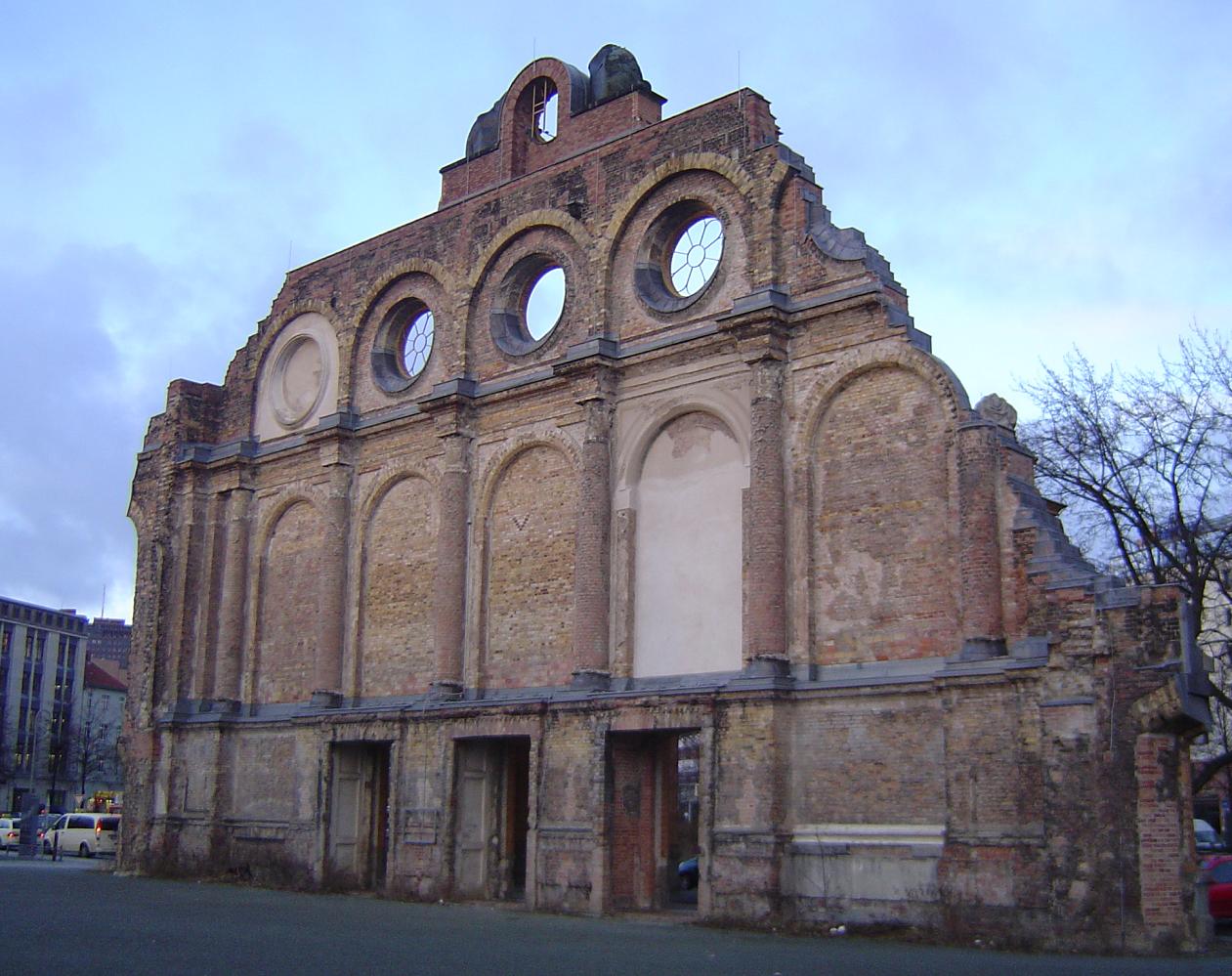 Anhalter Bahnhof 2011b.JPG