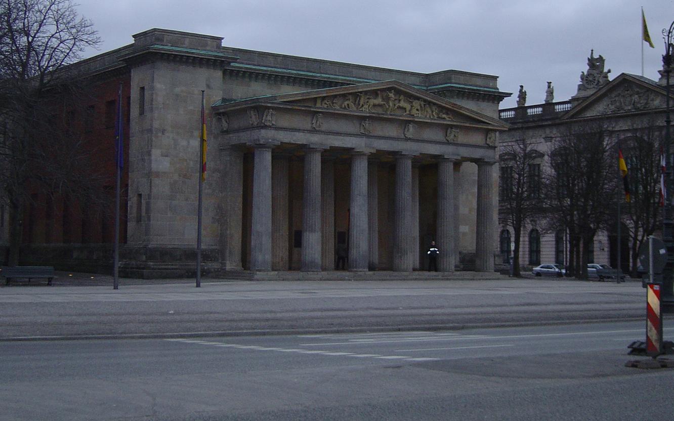 Neue Wache 2011a.JPG