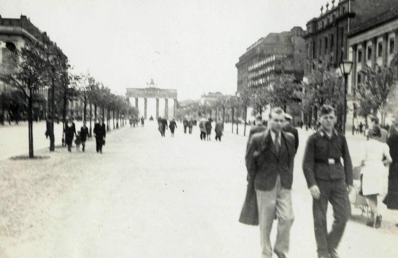 Unter den Linden.jpg