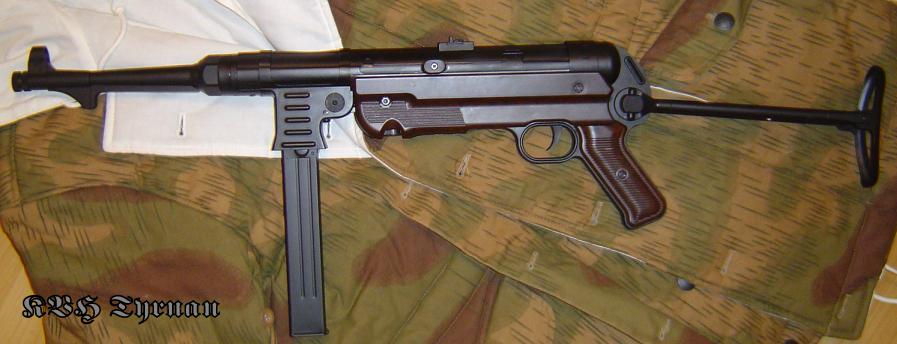 MP 40 airsoft.JPG